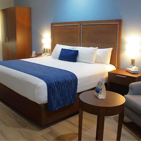 Comfort Inn Monterrey Norte San Nicolás de los Garzas Exteriér fotografie