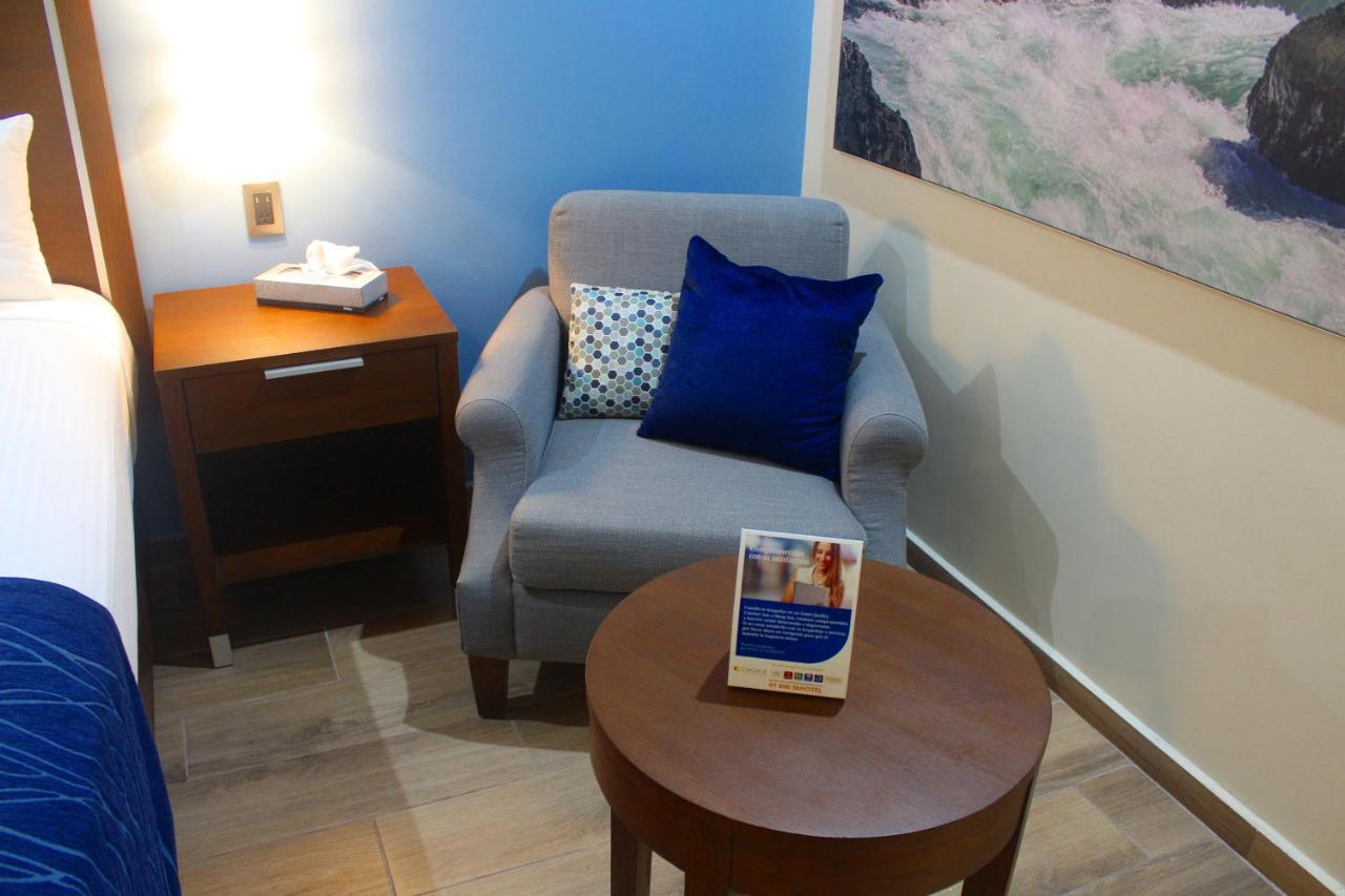Comfort Inn Monterrey Norte San Nicolás de los Garzas Exteriér fotografie