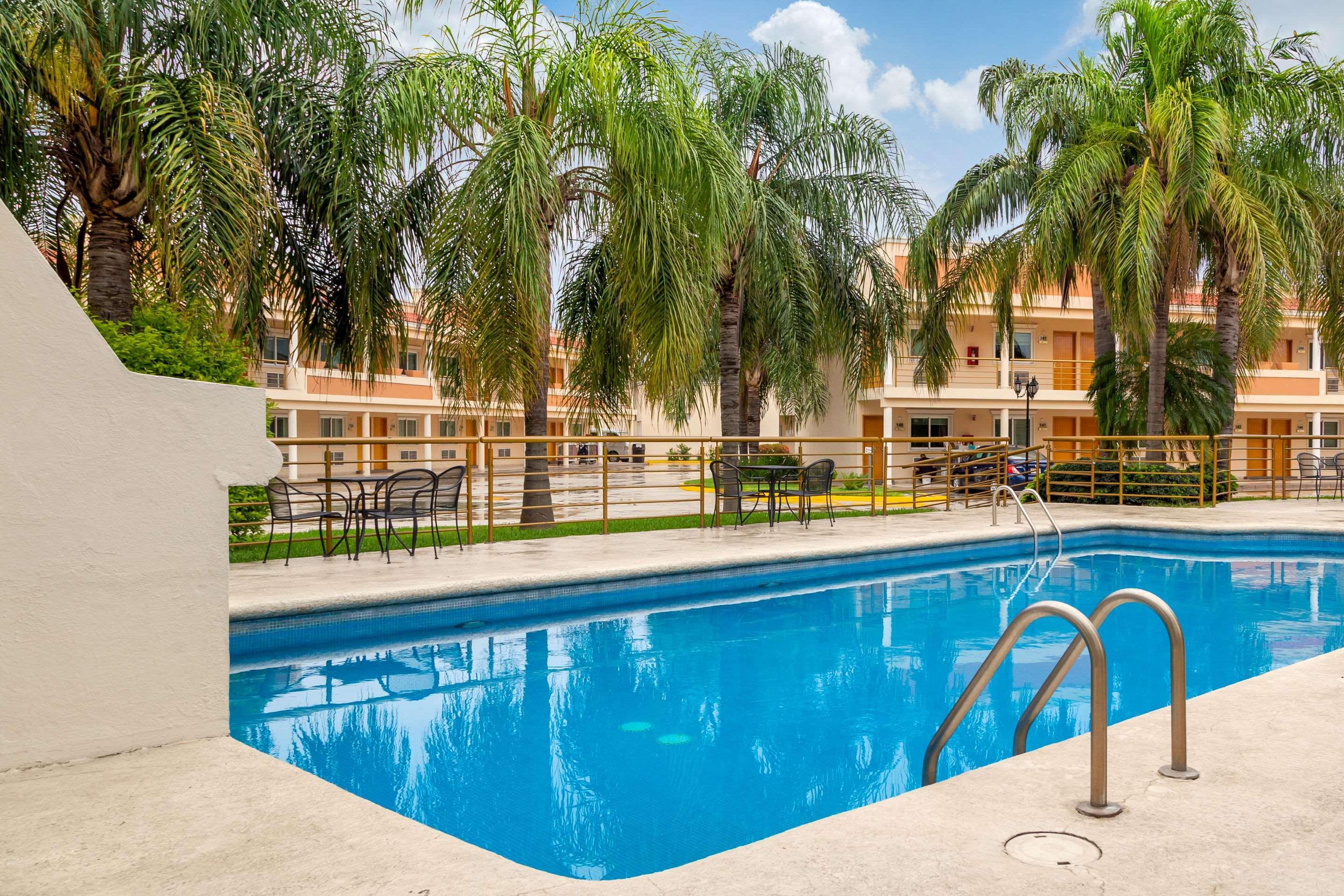 Comfort Inn Monterrey Norte San Nicolás de los Garzas Exteriér fotografie