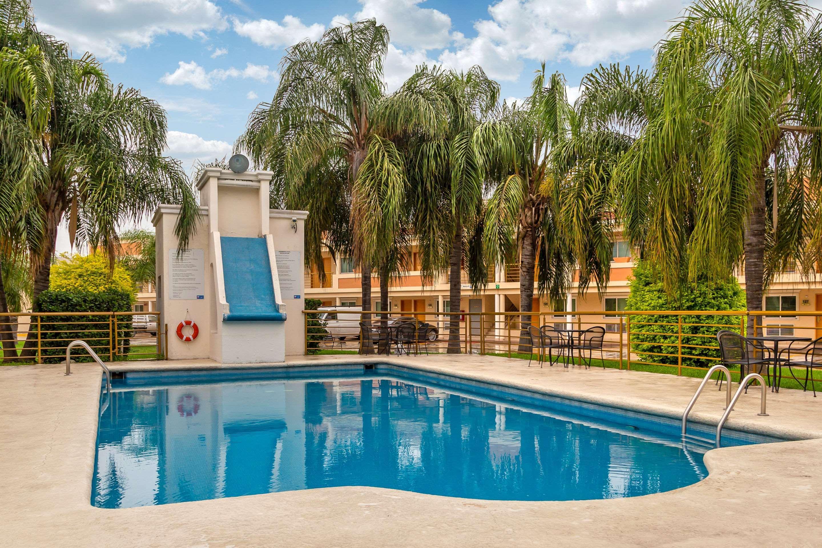 Comfort Inn Monterrey Norte San Nicolás de los Garzas Exteriér fotografie