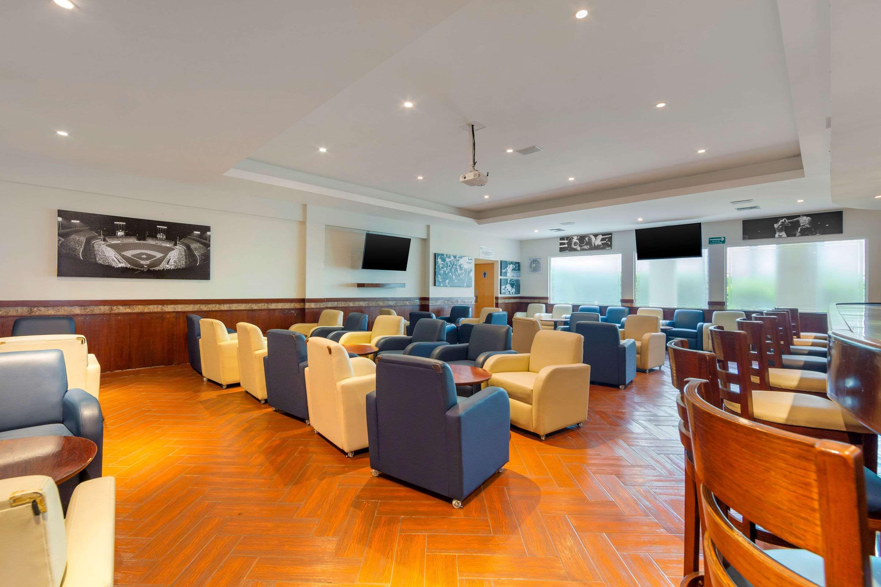 Comfort Inn Monterrey Norte San Nicolás de los Garzas Exteriér fotografie